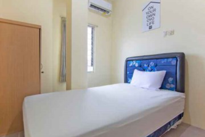 OYO Life 2834 Kost Milan Venesia