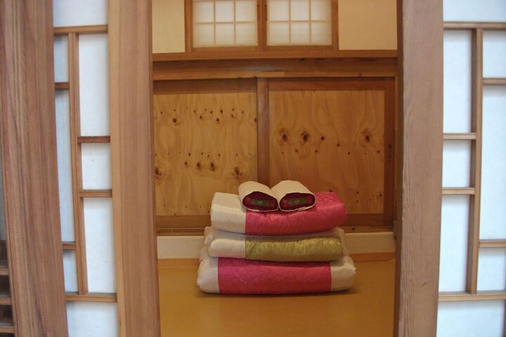 Room 5 of 35
