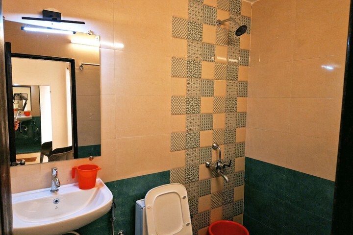 Room 131 of 169