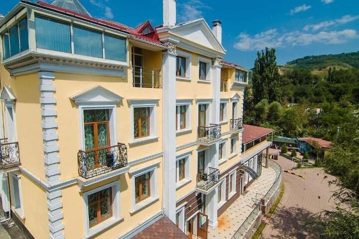AYKUN Hotel