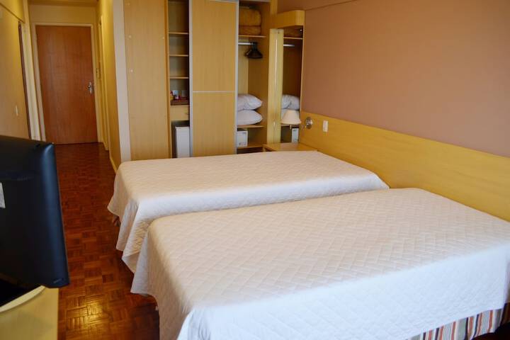 Room 5 of 46
