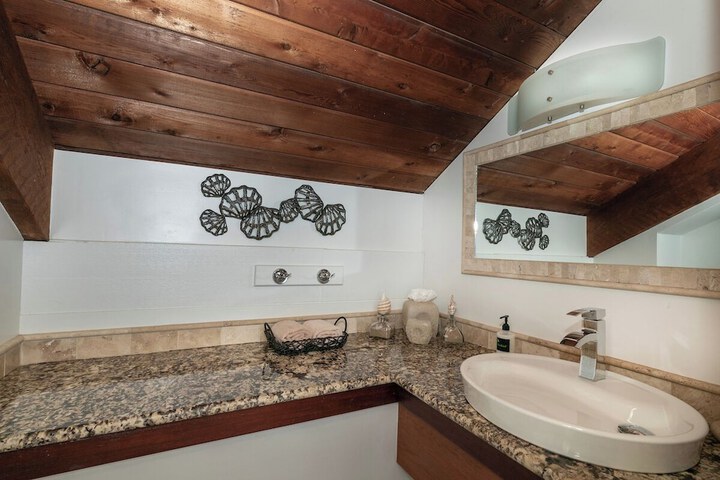 Room 129 of 186