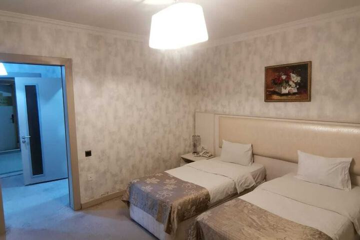 Room 10 of 52