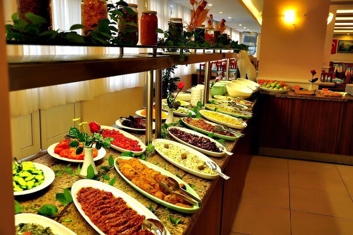 Dining 39 of 67