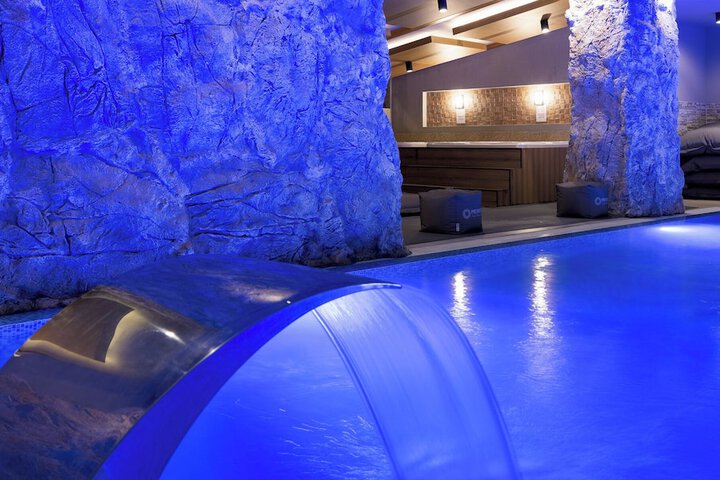 Pool 121 of 254