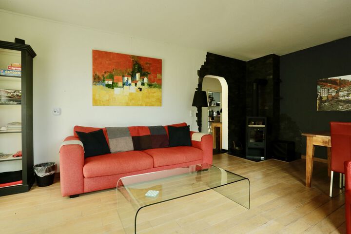 Room 10 of 24