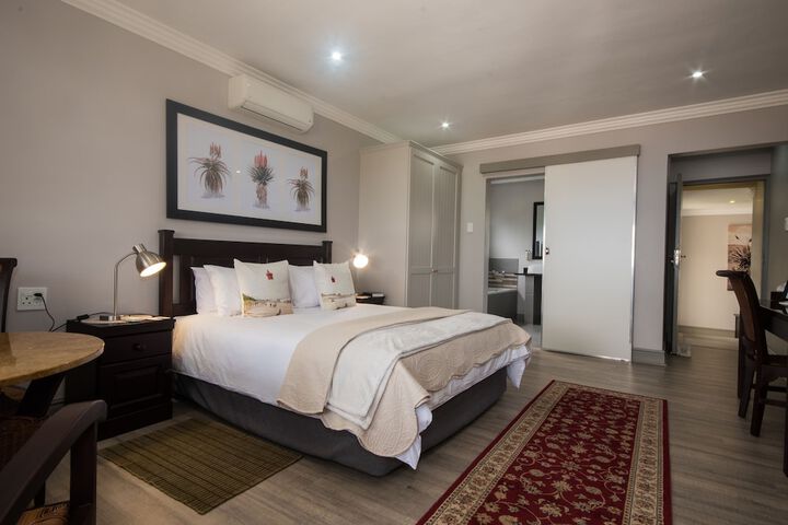 Room 4 of 54