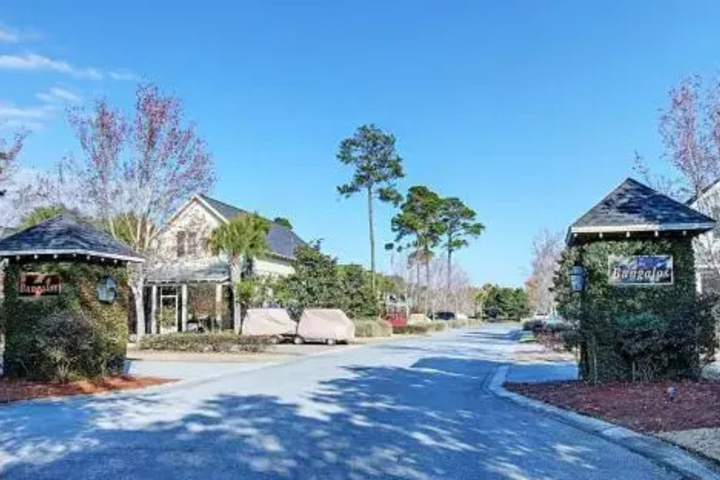 Exterior of Sandestin Sister One by RealJoy