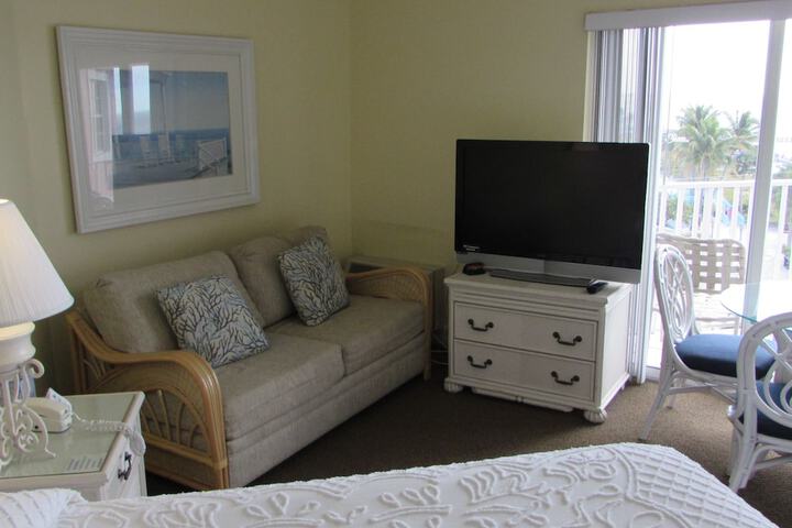Room 62 of 229