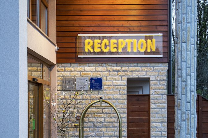 Hotel 82 of 90