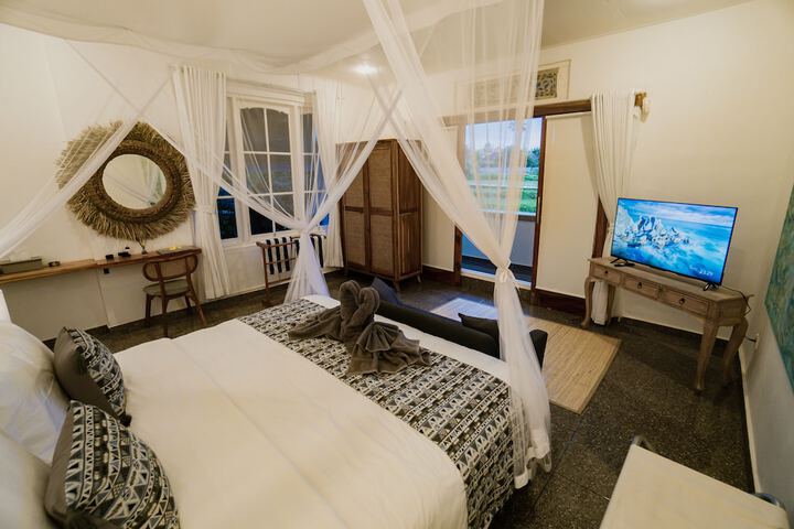 Room 8 of 21