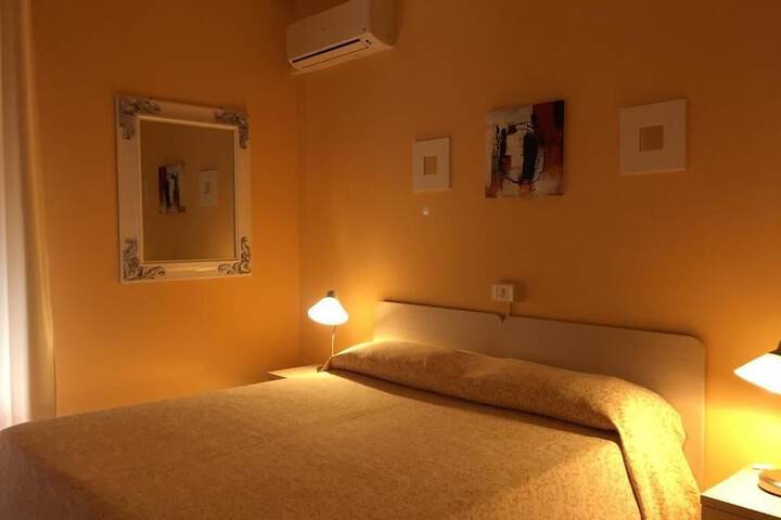 Room 17 of 38