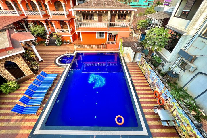 Pool 52 of 98