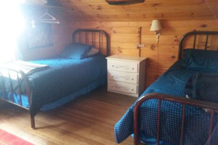 Room 10 of 13