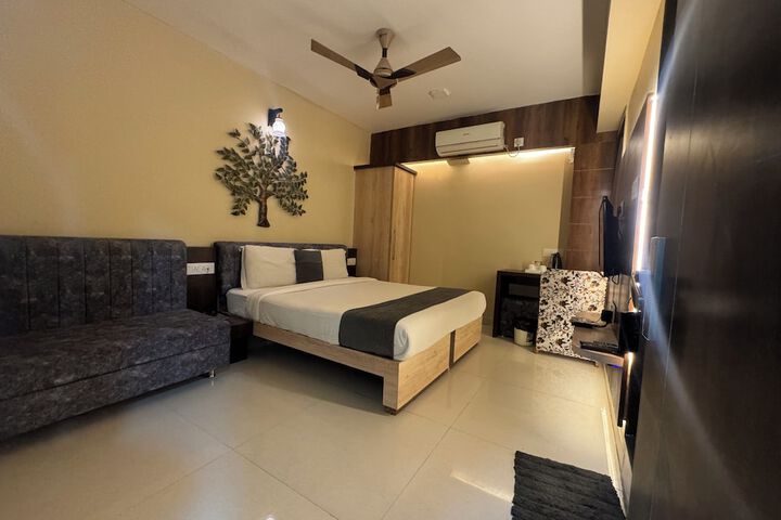 Room 30 of 68