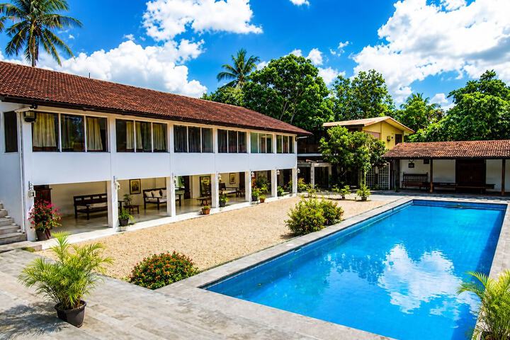 Hacienda Isabella Garden Resort