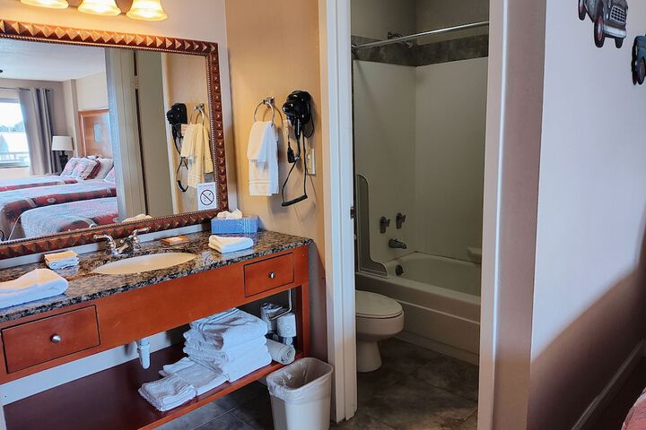 Room 25 of 52