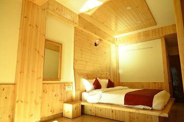 Room 8 of 23