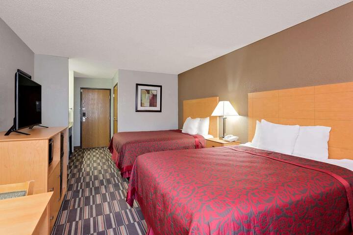 1 King Bed (14 of 14)