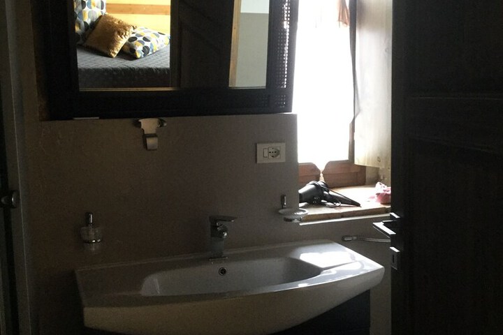 Room 121 of 155