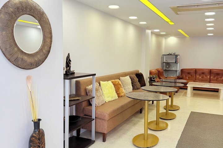 Guest Lobby