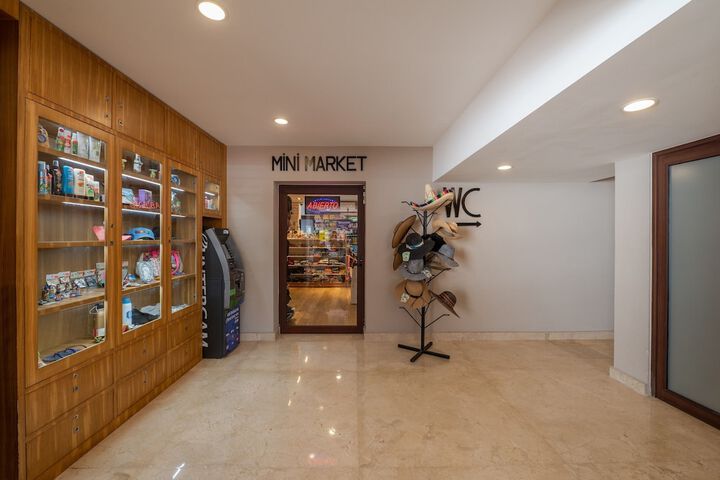 Gift shop