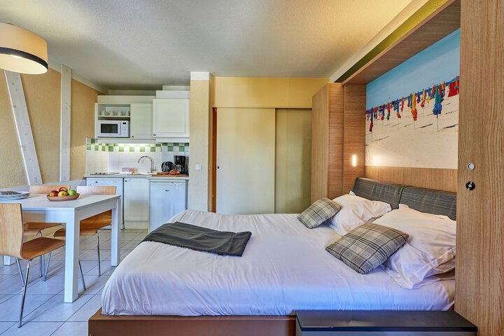 Room 6 of 41