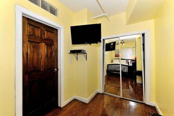 Room 10 of 324