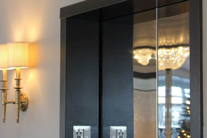 Elevator