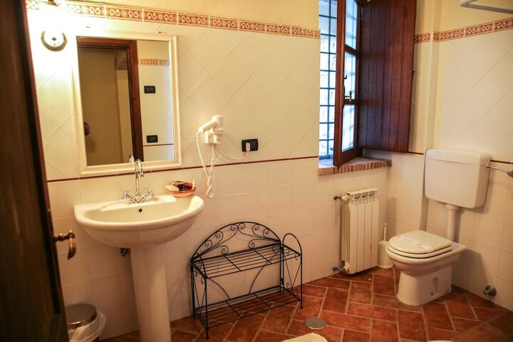 Room 19 of 30