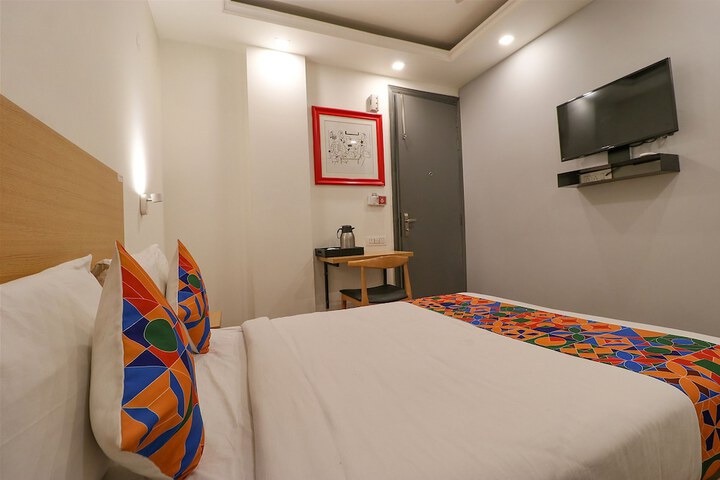 Room 19 of 31