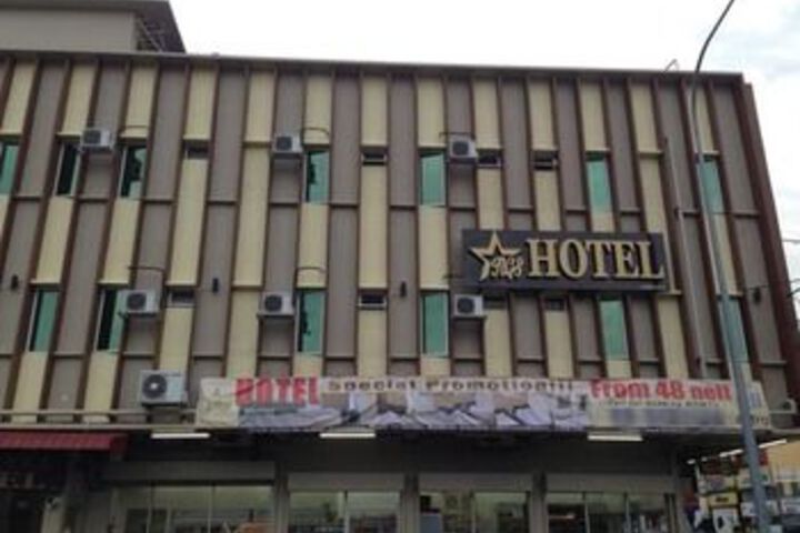 Hotel 4 of 20