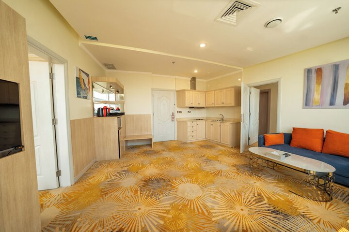 Room 18 of 54