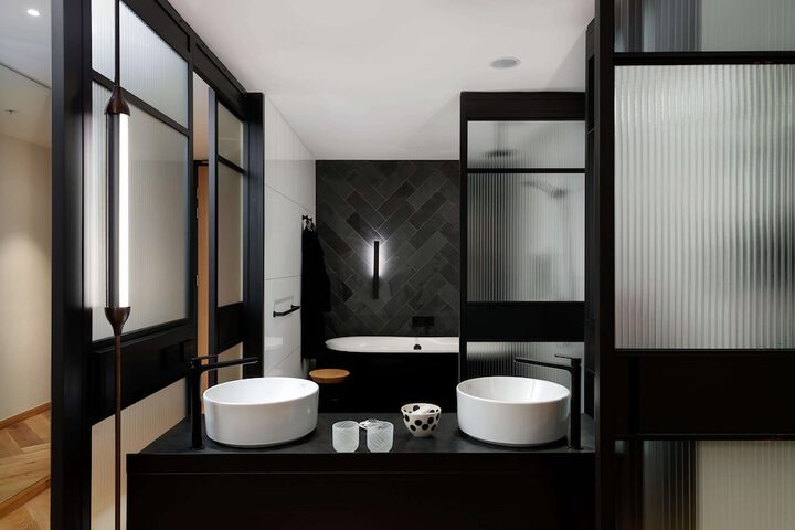 Room 27 of 58