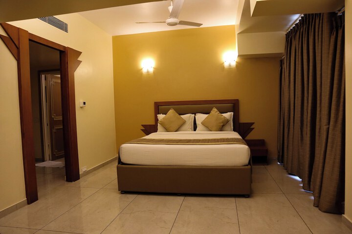 Room 10 of 22