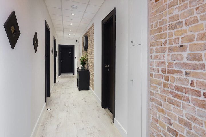 Ballroom/Hall 105 of 131