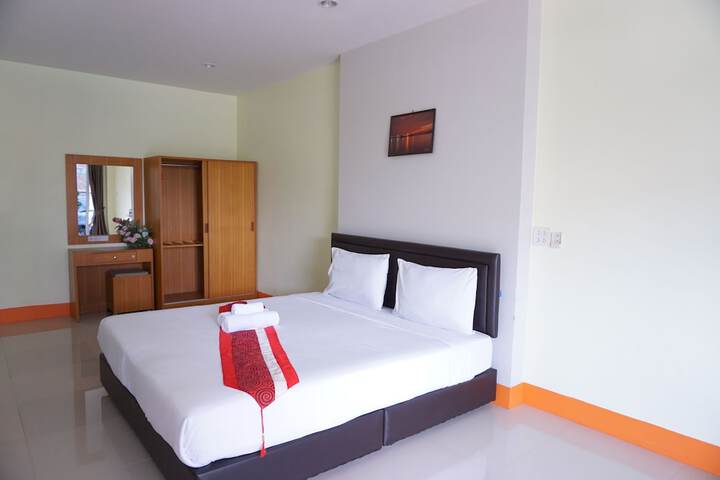 Room 15 of 26