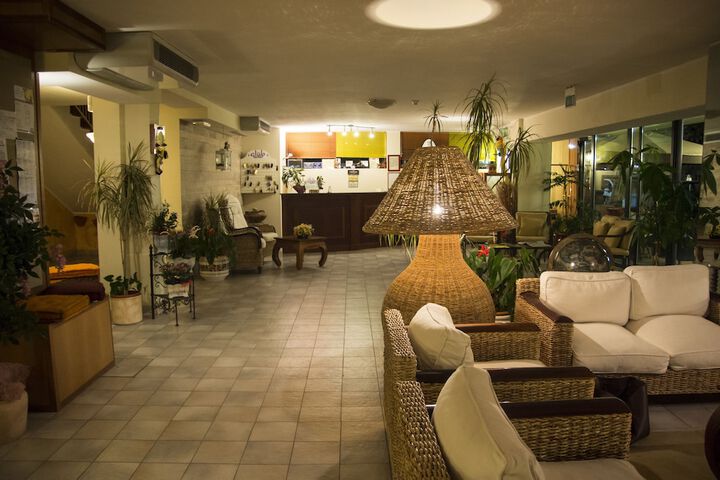 Hotel Interior 4 of 29