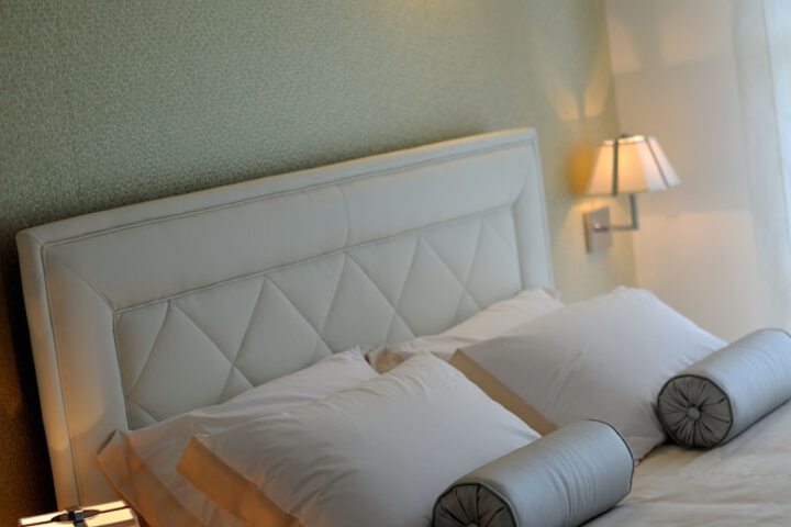 Room 8 of 52
