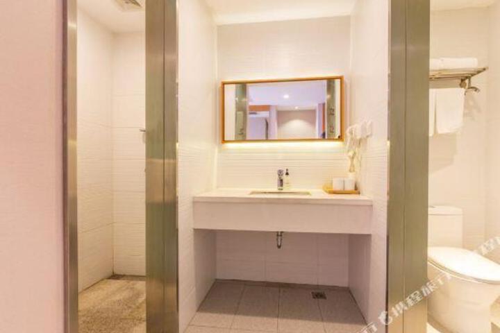 Ji Hotel (Yulin High-tech Development Zone)