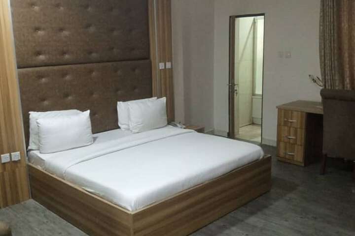 Room 3 of 14