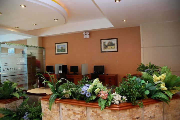 Business Center 35 of 41