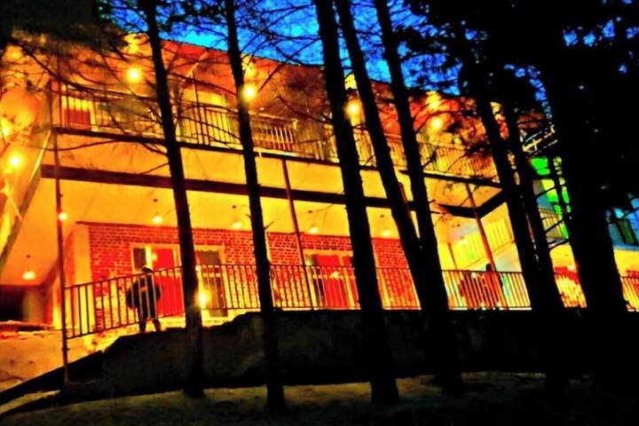 Hotel 7 of 8
