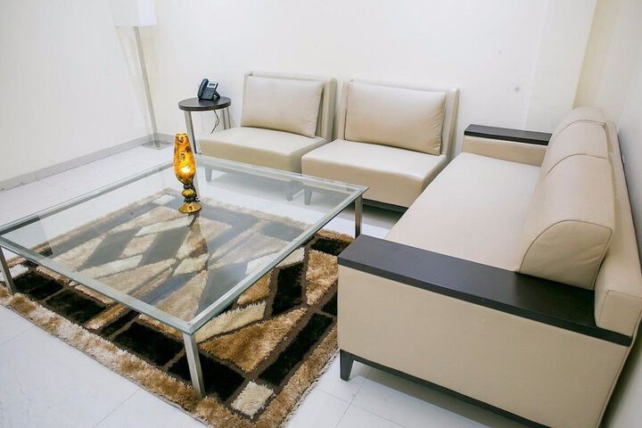 Room 11 of 20