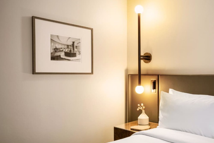 Room 14 of 150