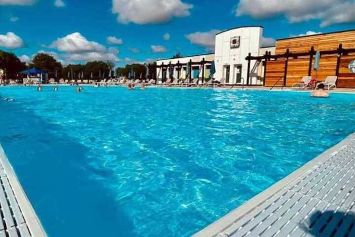 Pool 8 of 16
