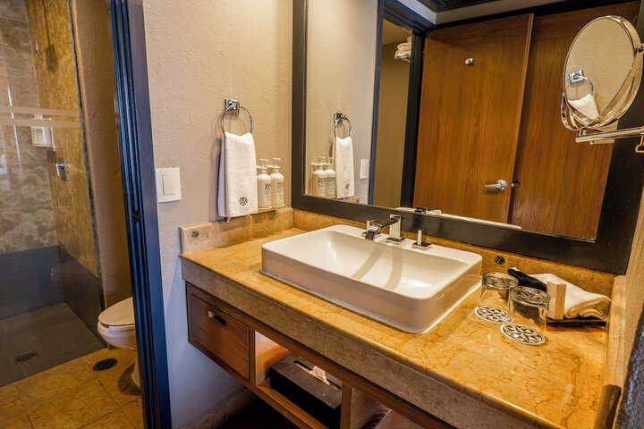 Clean Restrooms