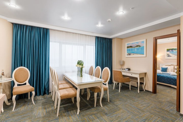 Room 5 of 53