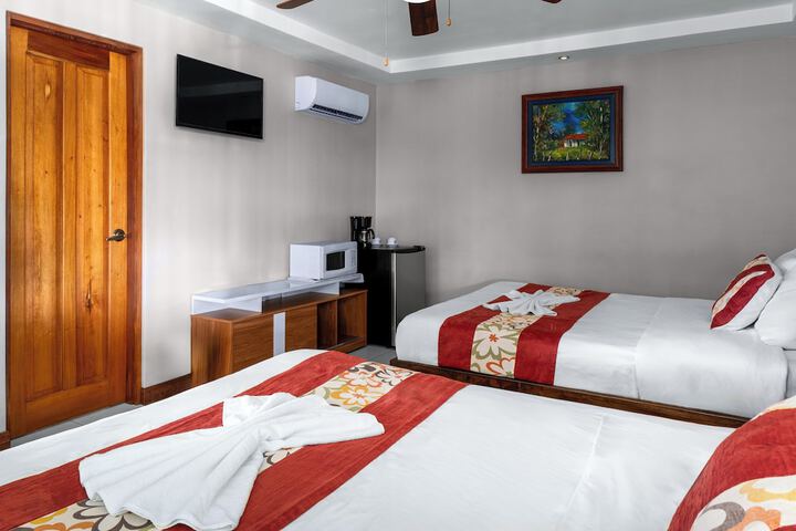 Room 10 of 46