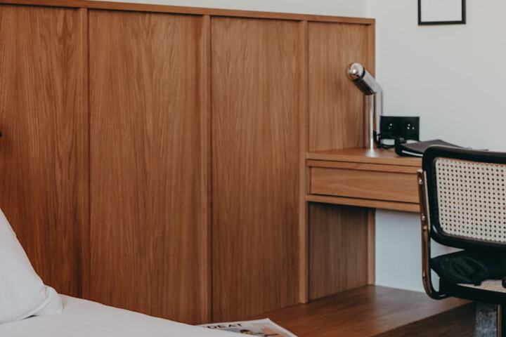 Room 43 of 91